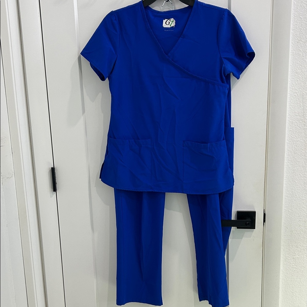 GT Performance Scrub Set in Cobalt Blue |Size Small